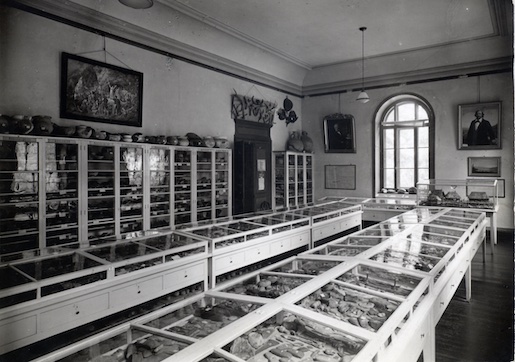 Collection archéologique, étage supérieur salle nord, avant 1945, Archives Musée Schwab